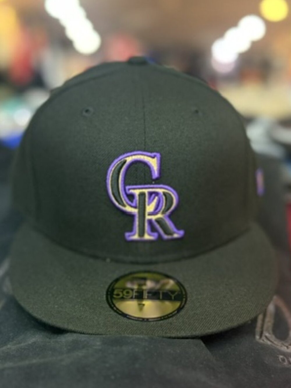 New Era 59FIFTY fitted hat featuring the official logo of the Colorado Rockies